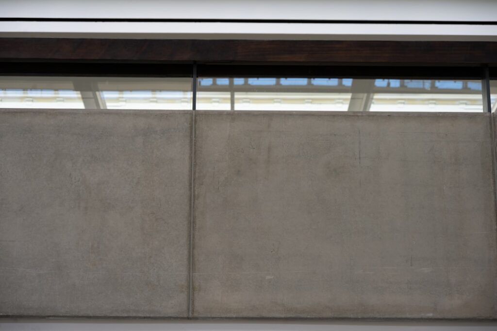 Custom Roller Shades: Complete Guide