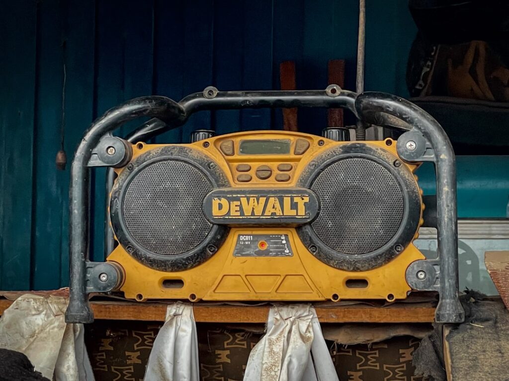 DeWalt Snow Blower: The Complete Guide