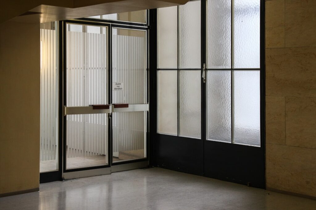 Glass Storm Door: Complete Guide for Homeowners