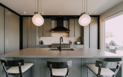 Kitchen Island With Sink and Seating: Design It Right