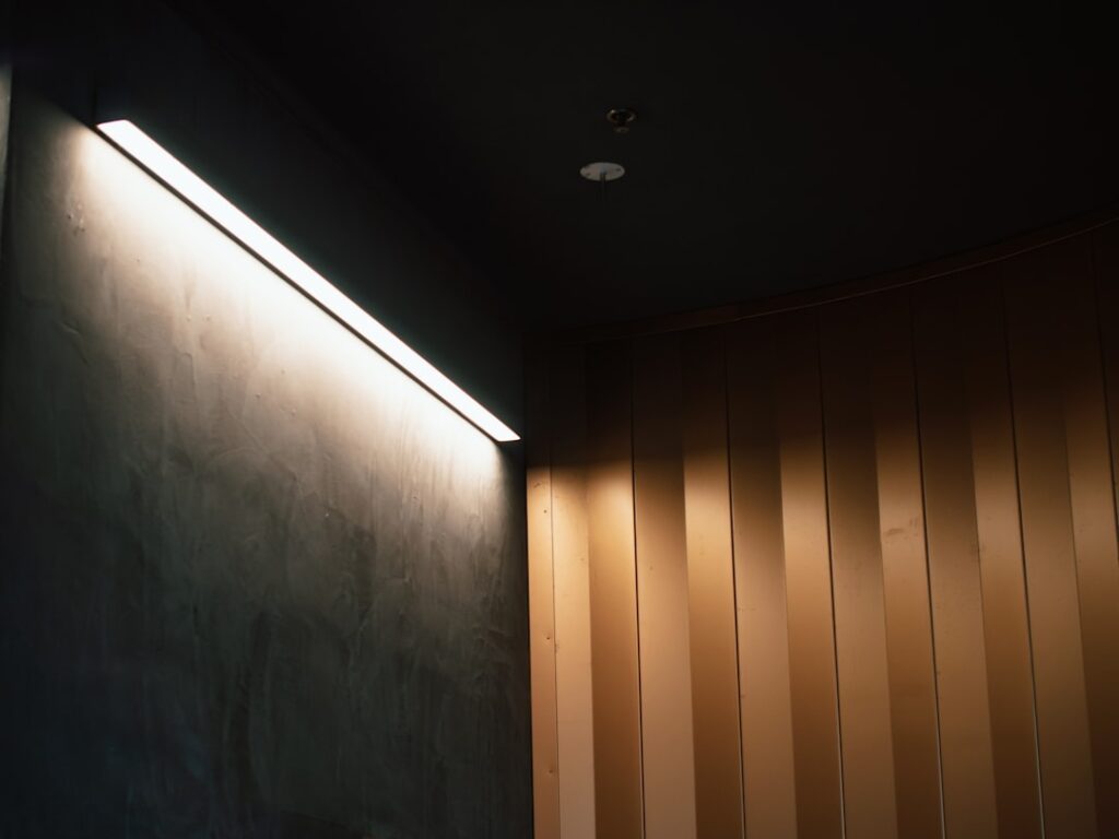 Recessed Lighting Calculator: Layout and Spacing Guide