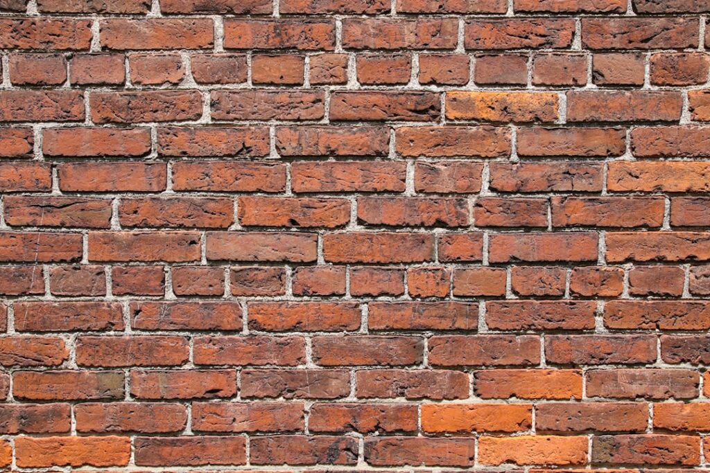 Retaining Wall Bricks: How to Choose the Right Ones for Your Yard