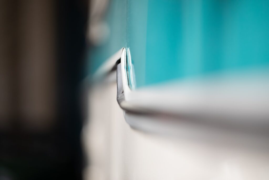 Shower Door Seal: How to Stop Leaks and Replace It