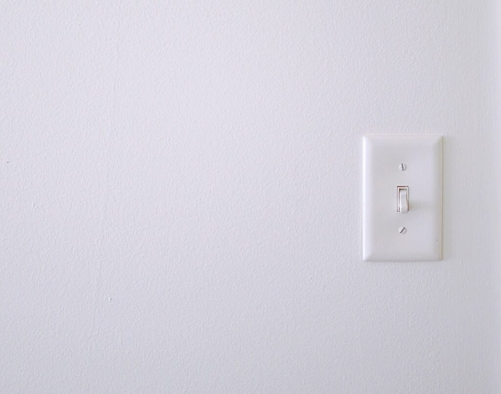 Single Light Switch: The Complete Homeowner’s Guide