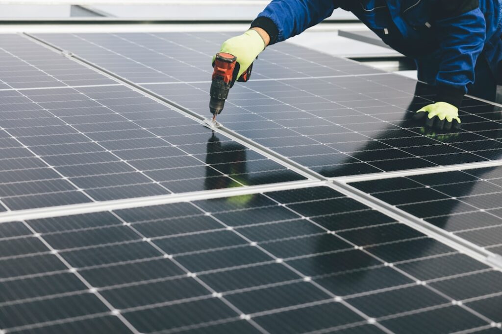 Solar Panel Maintenance Cost: Price Guide