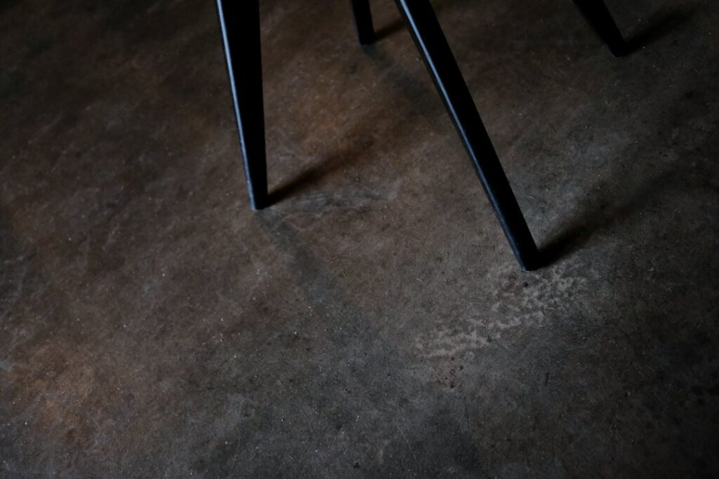 Concrete Step Paint: Durable, Non-Slip Finish for Outdoor Stairs