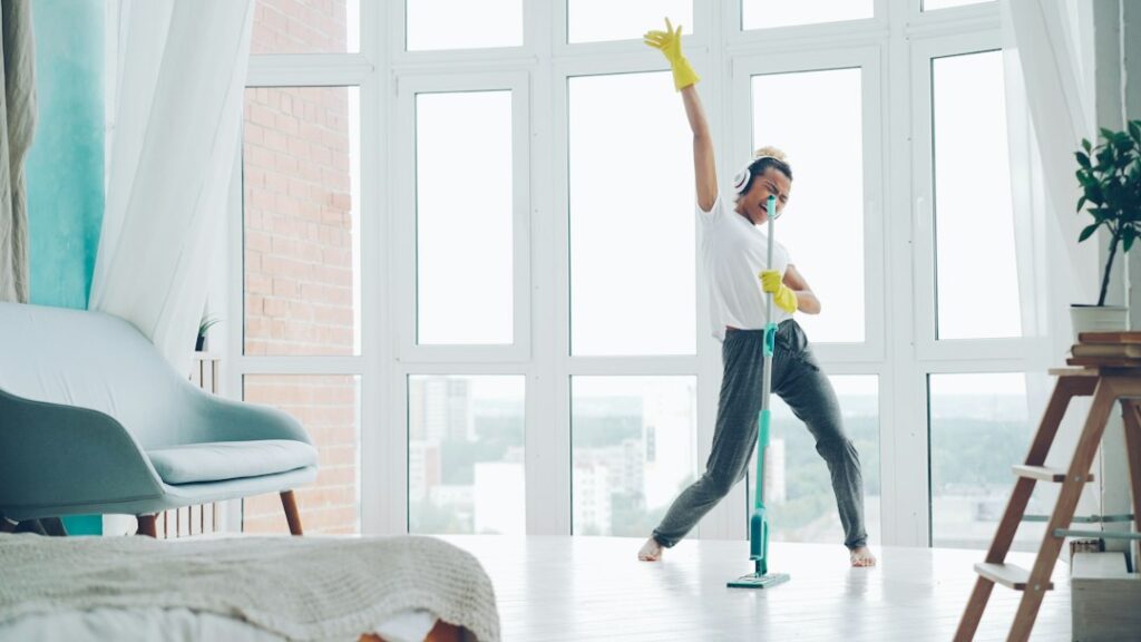 Cordless Steam Mop: Runtime, Heat and Which Floors It Suits