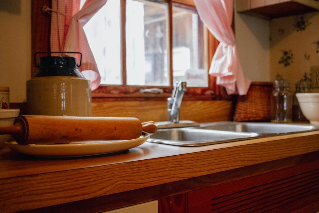 Double Farmhouse Sink: 50/50 vs 60/40 and Cabinet Fit