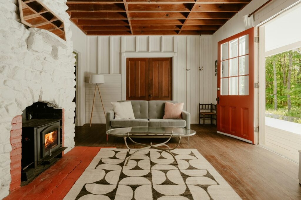 Shiplap Vaulted Ceiling: Complete Guide for Homeowners