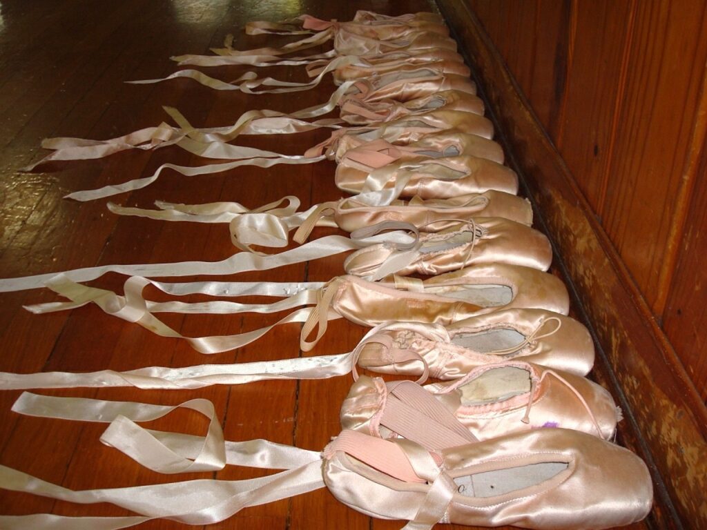 Ballet Flooring: Pros, Cons, and Buying Guide