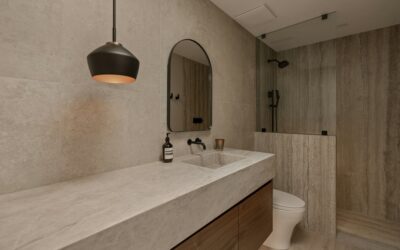 Built-In Shower Bench: Sizes, Build Types and Waterproofing