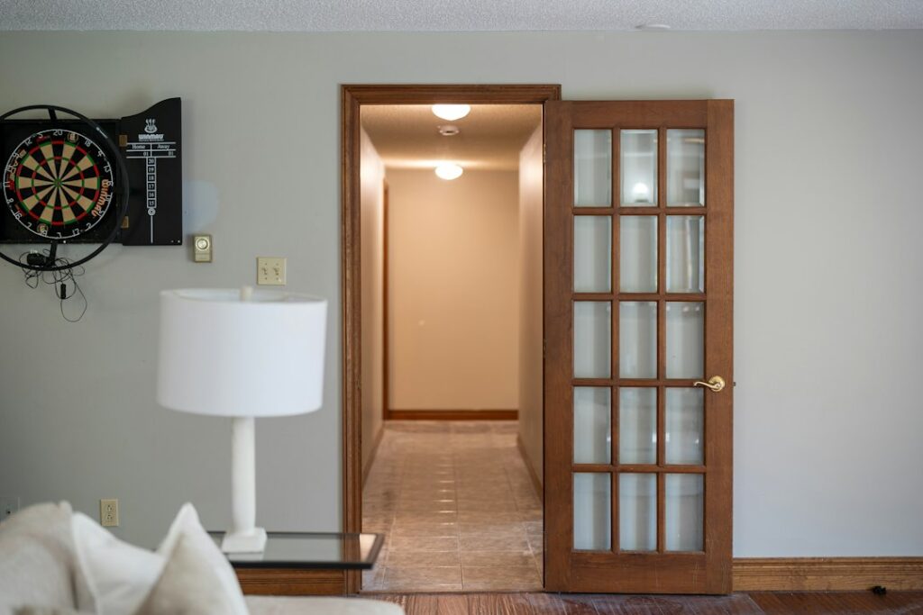 Craftsman Interior Doors: Panel Styles, Trim and Finishes