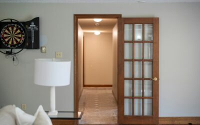 Craftsman Interior Doors: Panel Styles, Trim and Finishes