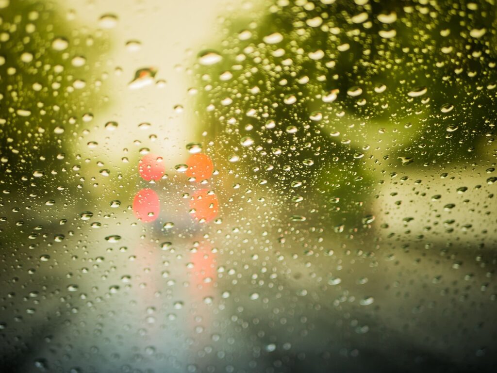 How to Get Paint Off of Glass Without Scratching the Surface
