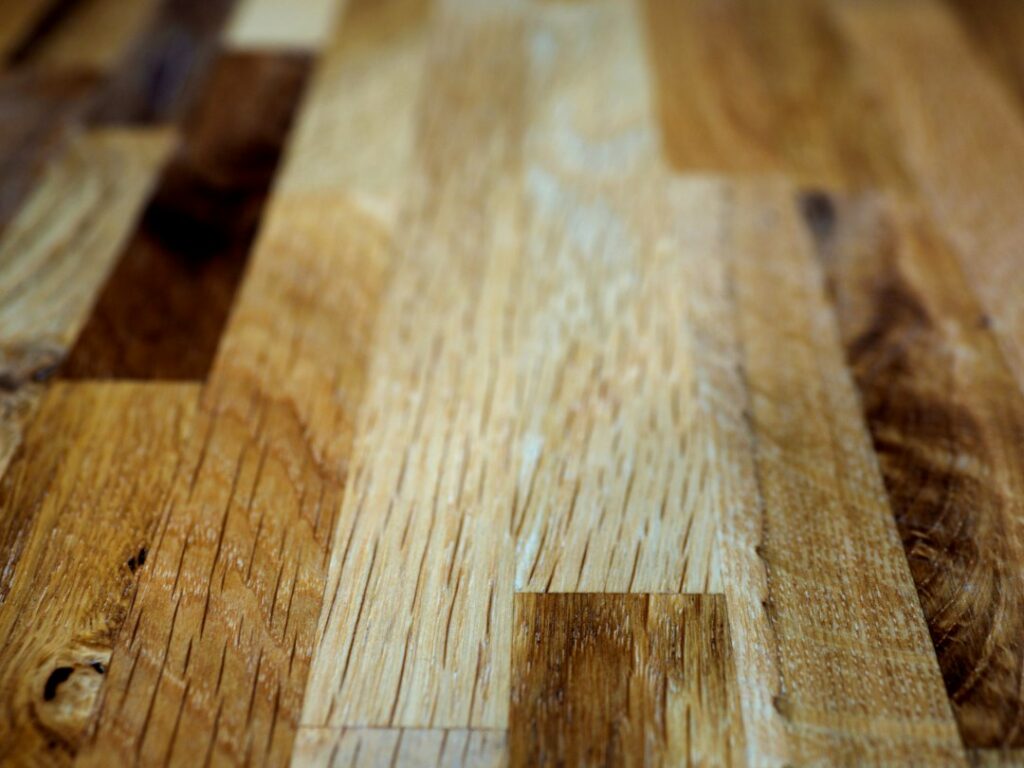 Oak Shoe Molding: Red vs White Oak, Pine and Finishing