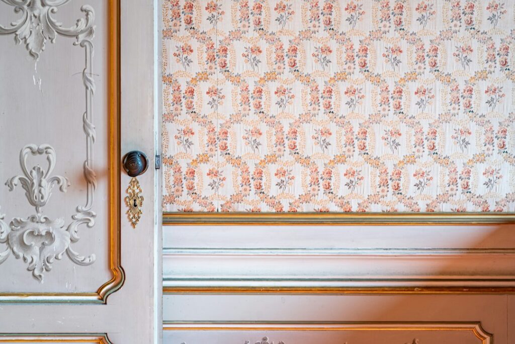 Brick Mold for Exterior Doors: What It Is & How to Replace It