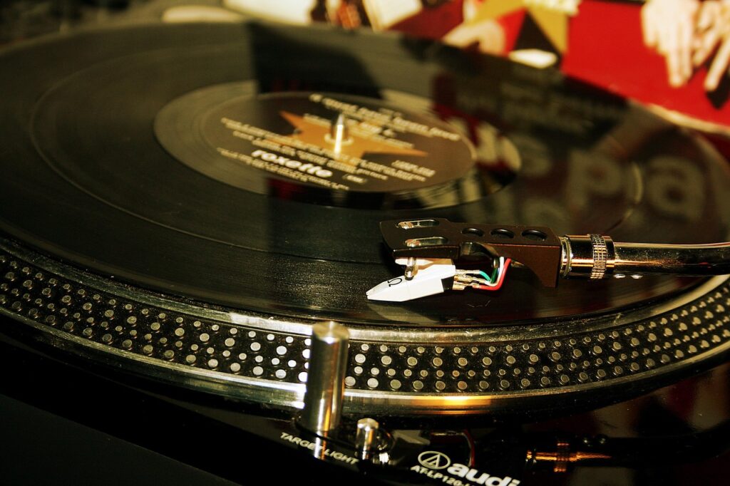 Vinyl Dance Floor: How to Pick the Right Surface for Your Studio or Stage