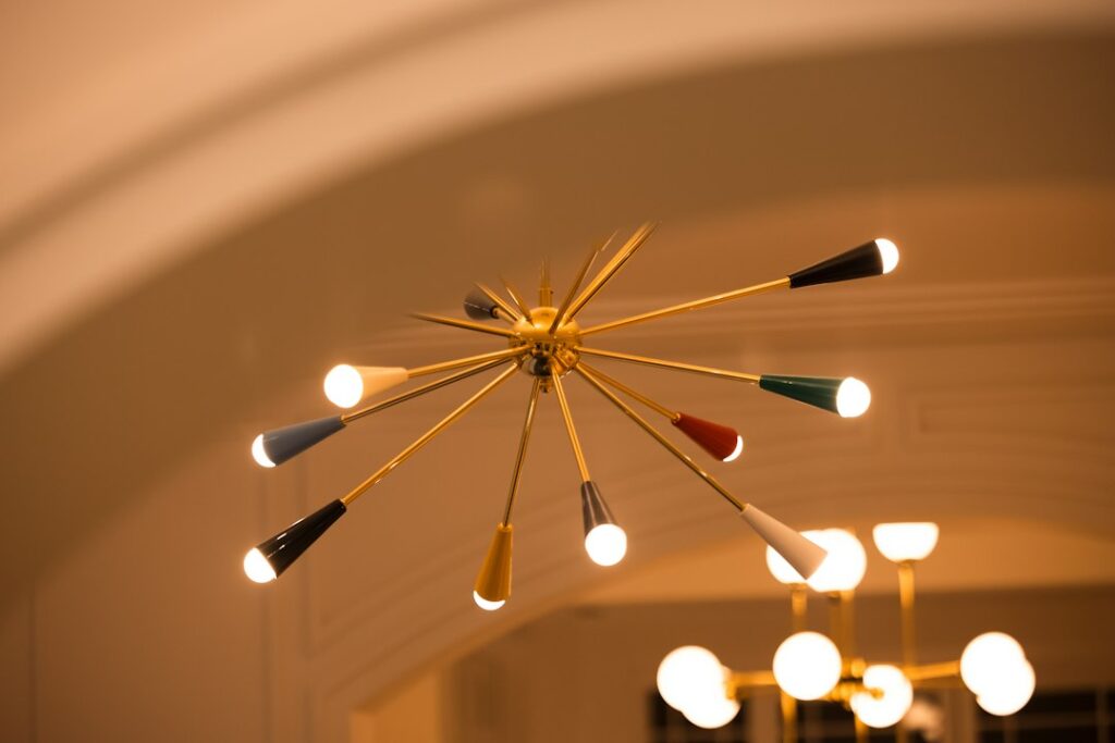 Sputnik Chandelier: Mid-Century Lighting Sizing and Styling