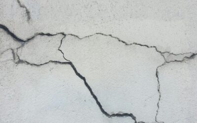 Floor Tile Cracking in a Straight Line: Causes and Fixes